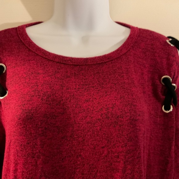 Sweater, lightweight x shoulder ties - Picture 2 of 2